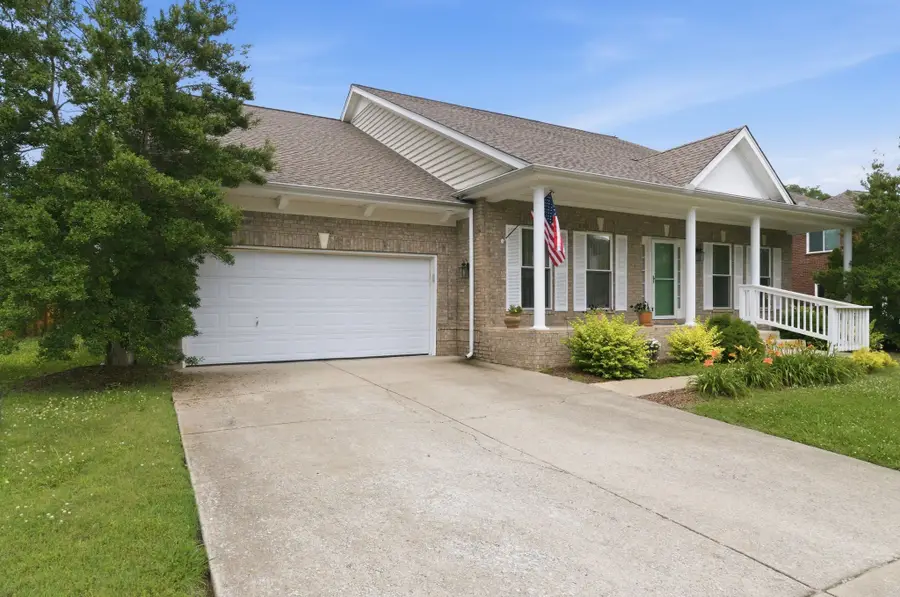 917 Falling Water Ct, Nashville, TN 37221 - #3
