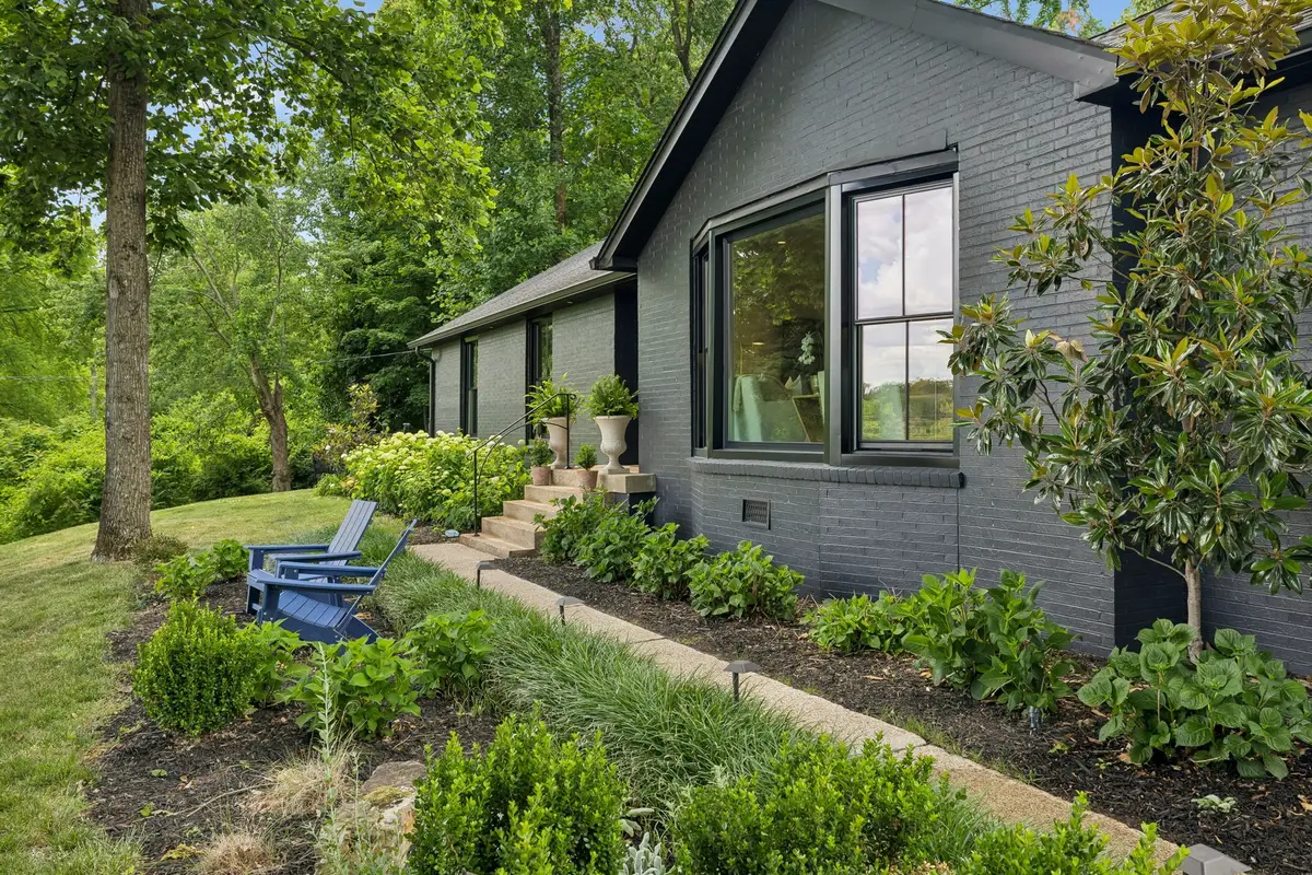 4633 Tara Dr, Nashville, TN 37215 - #1