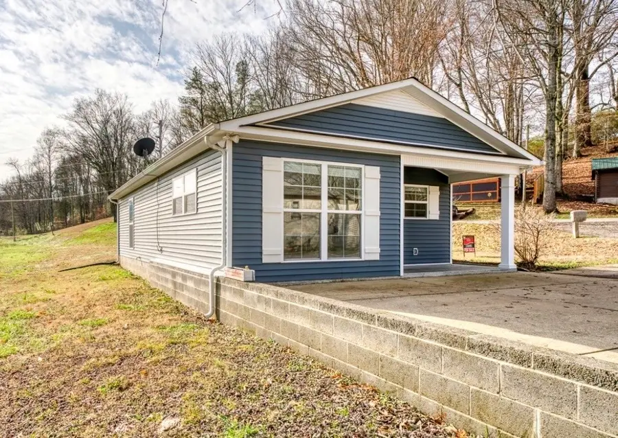 807 Clear Creek Rd, Pulaski, TN 38478 - #2