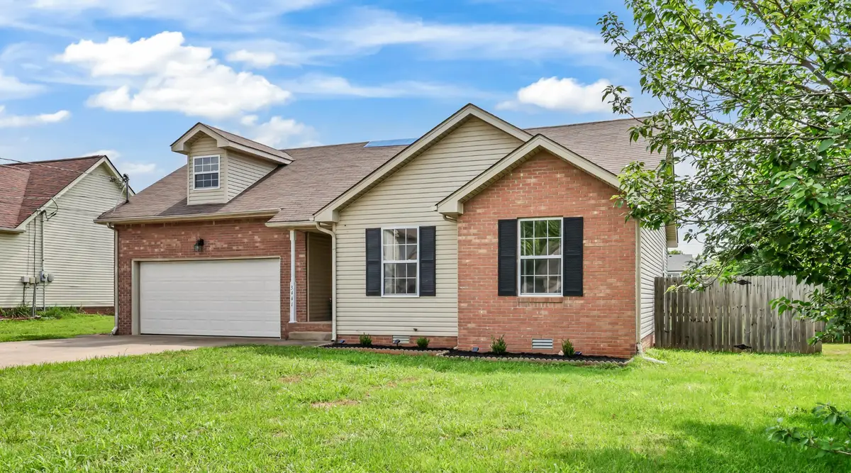 3441 Loon Dr, Clarksville, TN 37042 - #1
