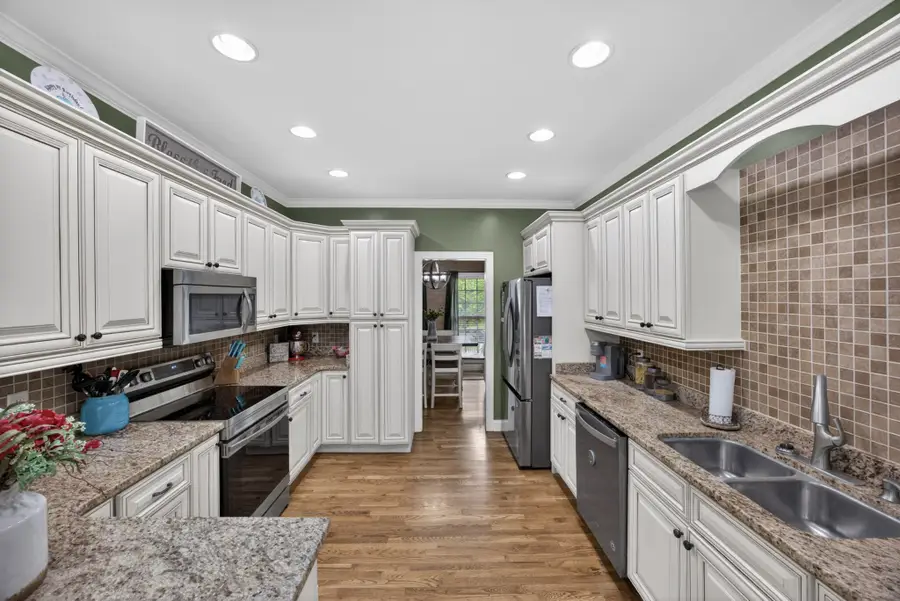 4950 Curtis Dr, Cookeville, TN 38506 - #2