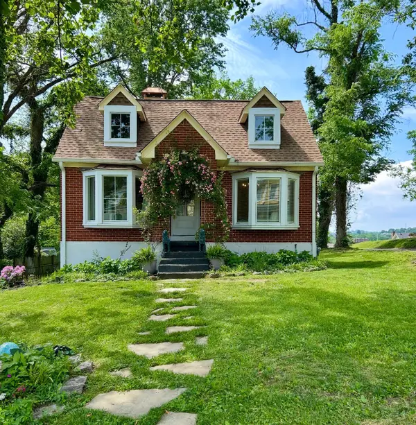 409 W 6th St, Columbia, TN 38401