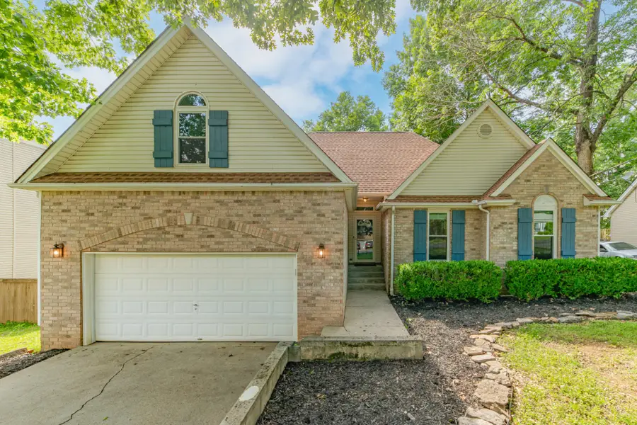 1508 Walnut Hills Dr, Chapel Hill, TN 37034 - #2