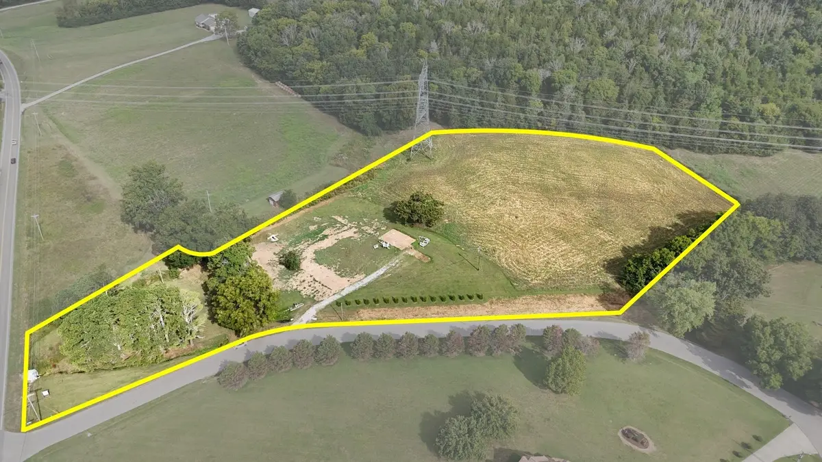 6815 Bizzell Howell Ln, College Grove, TN 37046 - #1