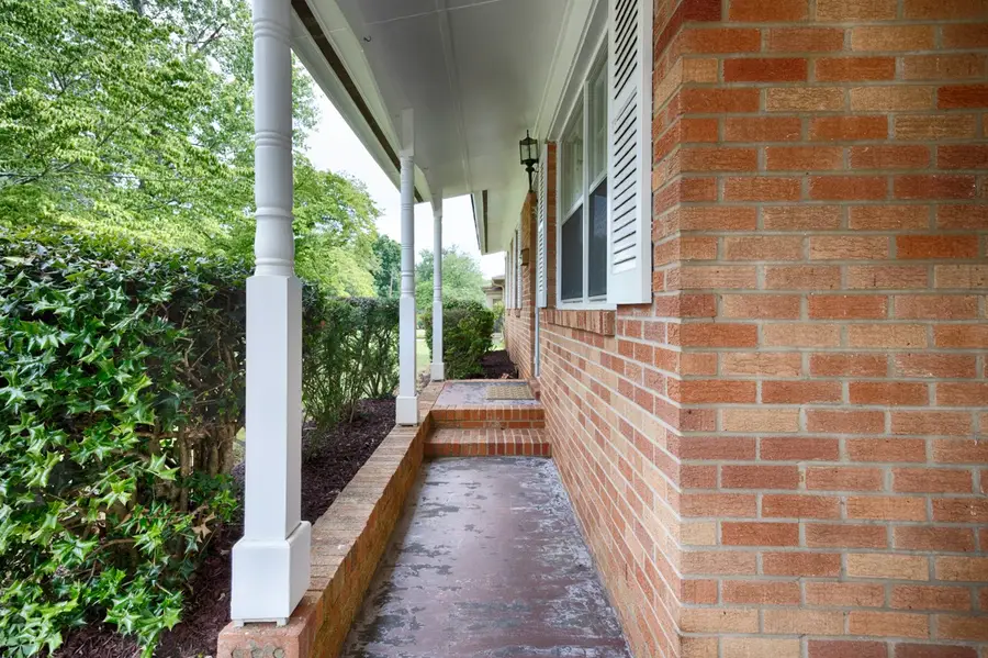 2017 Chambers Dr Ne, Huntsville, AL 35811 - #2
