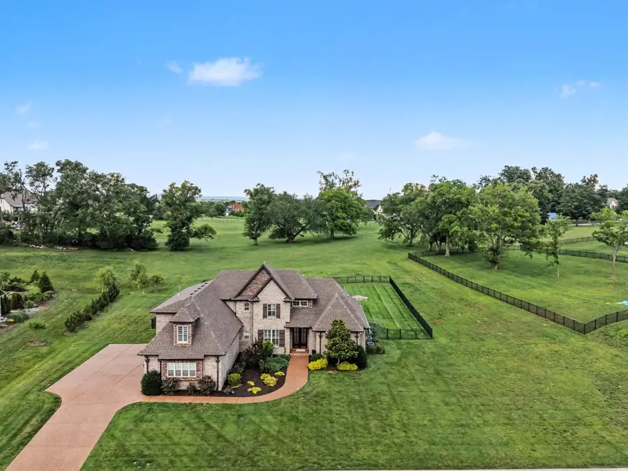 98 Mulberry Grv, Gallatin, TN 37066 - #2