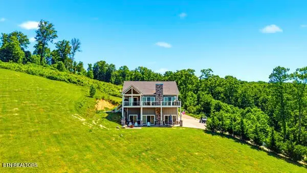 301 Mountain Way, Sharps Chapel, TN 37866