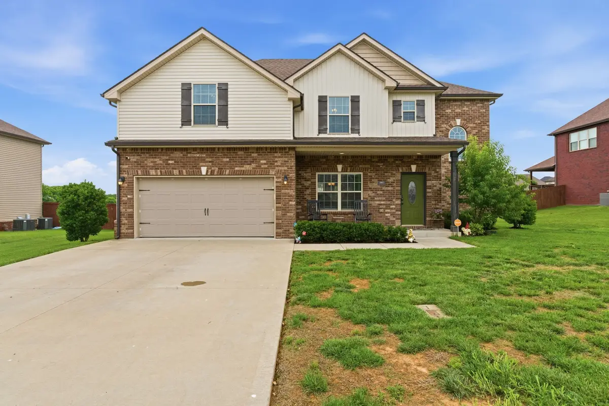 567 Larkspur Dr, Clarksville, TN 37043 - #1