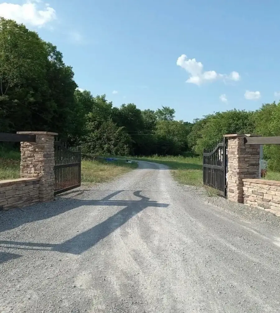 2315 Holloway Rd, Lebanon, TN 37090 - #2
