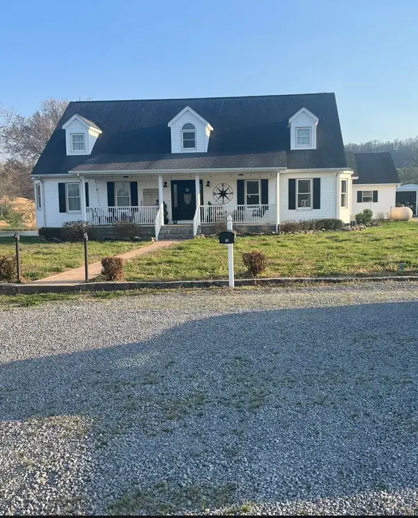 36 Parker Valley Ln, Frankewing, TN 38459