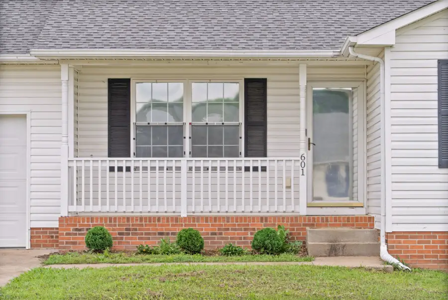 601 Millie Dr, Oak Grove, KY 42262 - #2