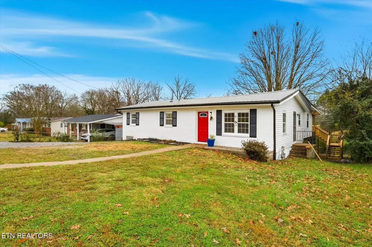 425 Cumberland Ave, Athens, TN 37303 - #1