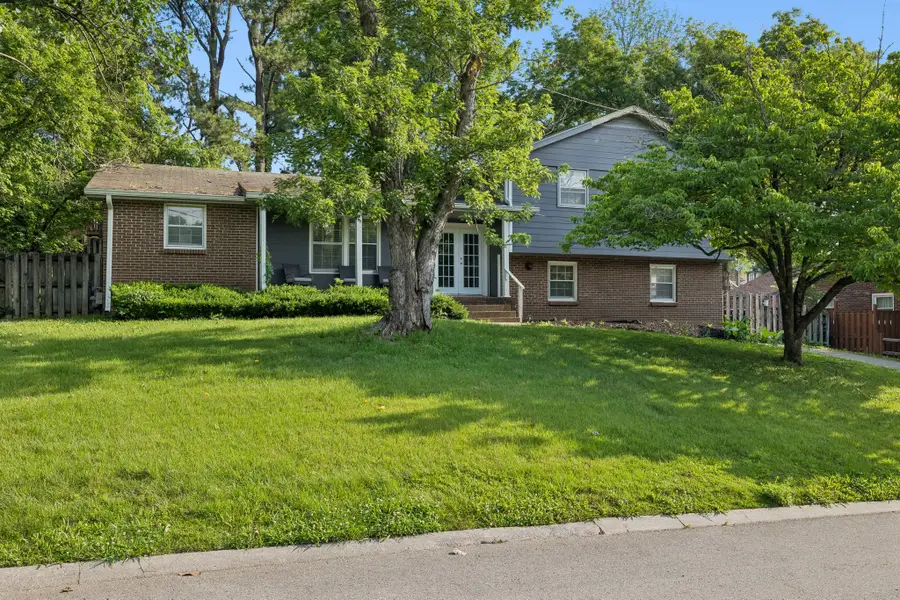 524 Michele Dr, Antioch, TN 37013 - #2