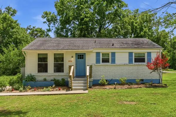 800 Oak St, Nashville, TN 37216
