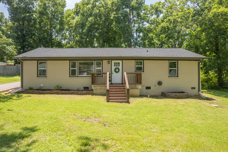 916 Battery Dr, Lewisburg, TN 37091 - #2