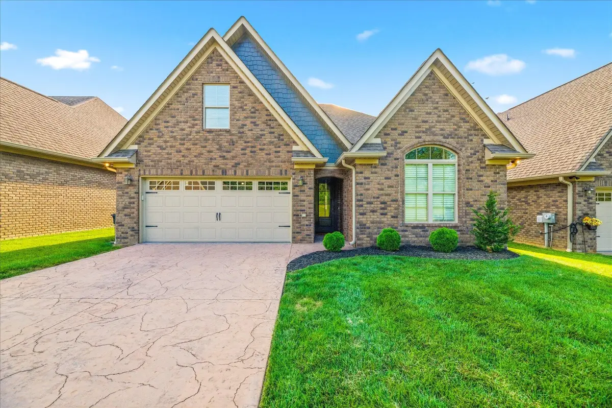 211 Village Cove Circle, Englewood, TN 37329 - #1