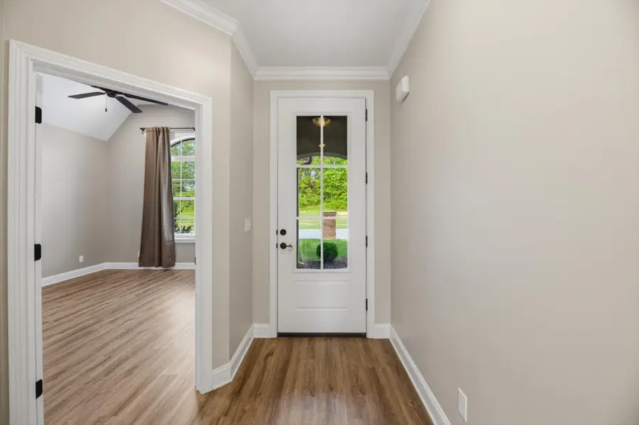211 Village Cove Circle, Englewood, TN 37329 - #3