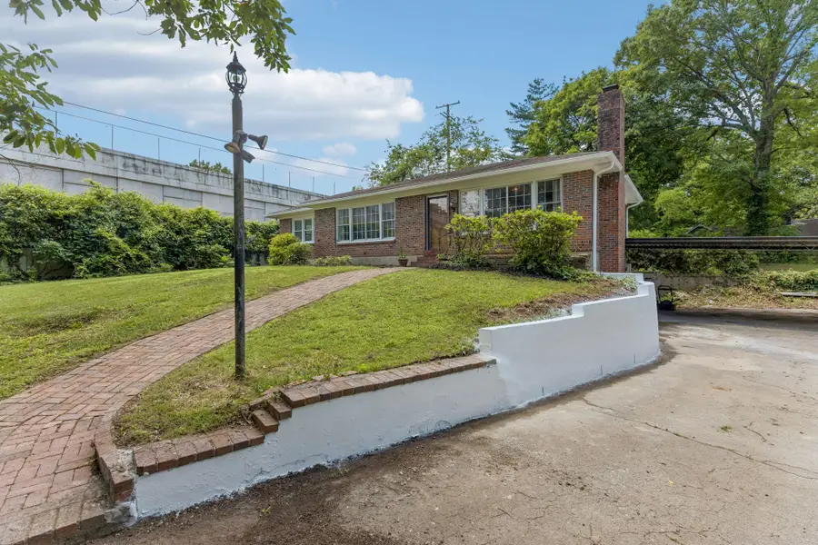 4411 Brush Hill Rd, Nashville, TN 37216 - #2