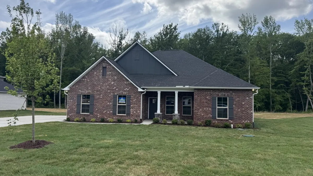 8709 Turnbull Dr, Pleasant View, TN 37146 - #1