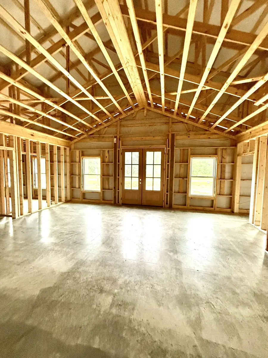 5572 Antioch Rd, Hopkinsville, KY 42240 - #2