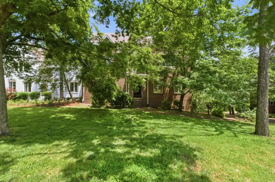 3510 Stokesmont Rd, Nashville, TN 37215 - #2
