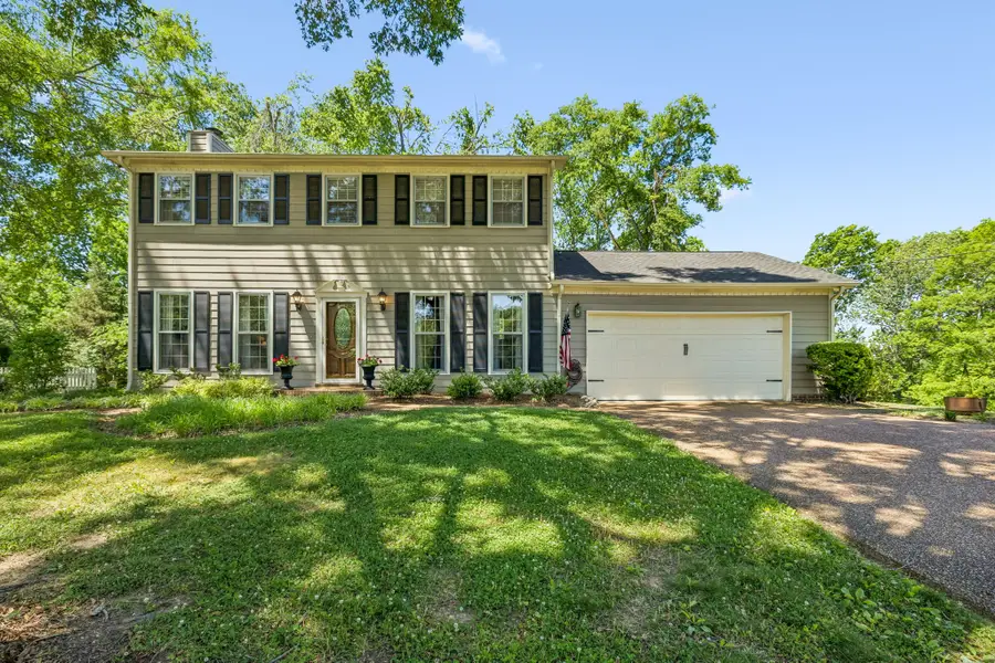 6720 Walnut Hills Dr, Brentwood, TN 37027 - #2
