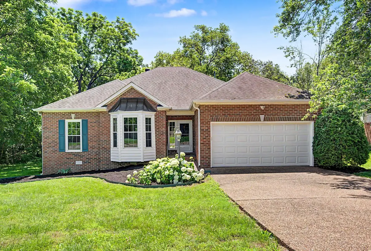 5113 Millbrook Dr, Nashville, TN 37221 - #1