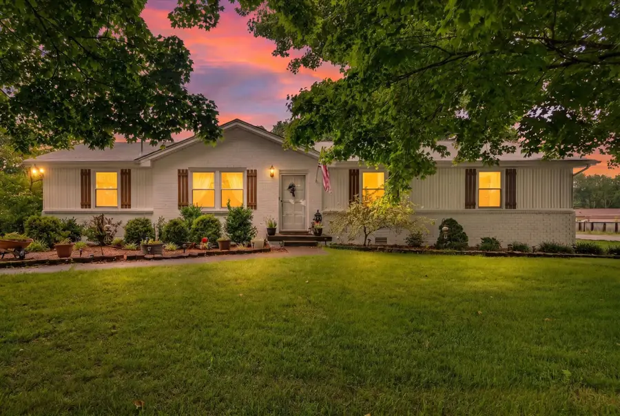 1814 Old Trenton Rd, Clarksville, TN 37040 - #2