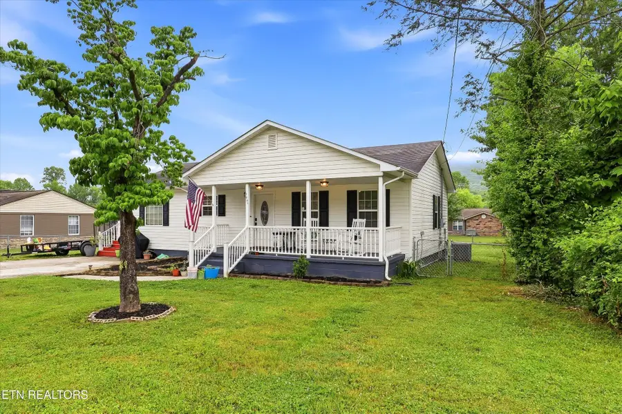 1001 Vivian Ave, Rocky Top, TN 37769 - #2