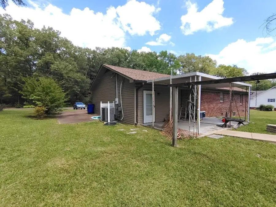 120 Barker Dr, Savannah, TN 38372 - #3