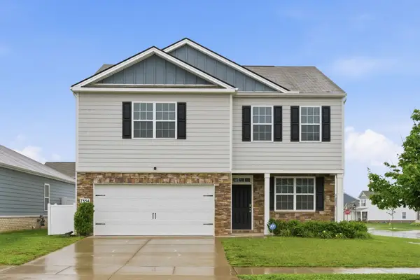 7354 Sunny Parks Dr, White House, TN 37188