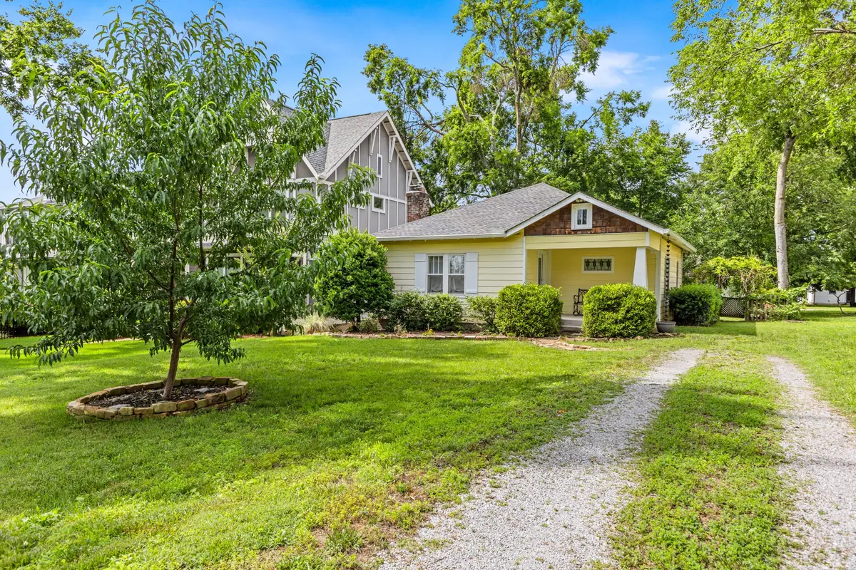 4202 Wyoming Ave, Nashville, TN 37209 - #1