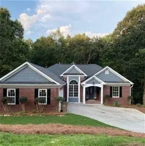 6471 Ivy Springs Dr, Flowery Branch, GA 30542