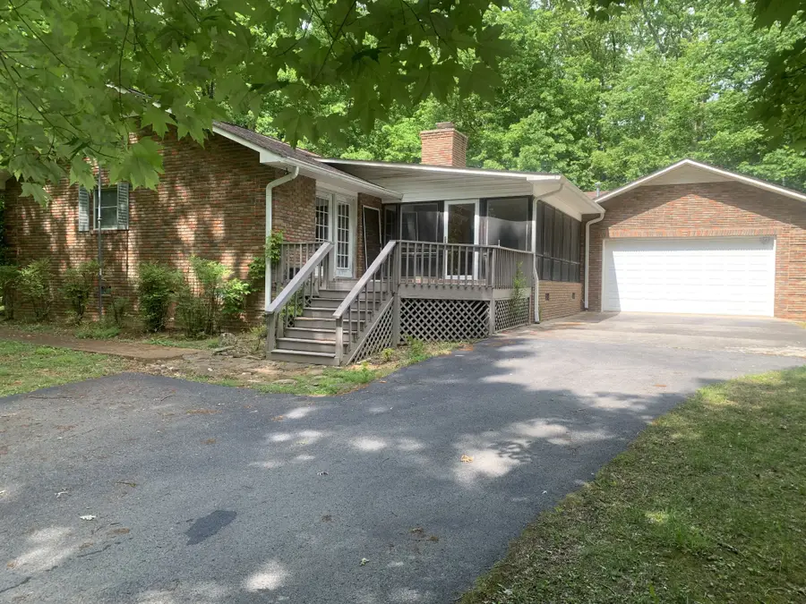 415 Laurel Branch Trl, Sewanee, TN 37375 - #3