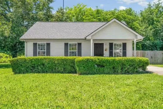 254 Fritz Cir, Clarksville, TN 37042