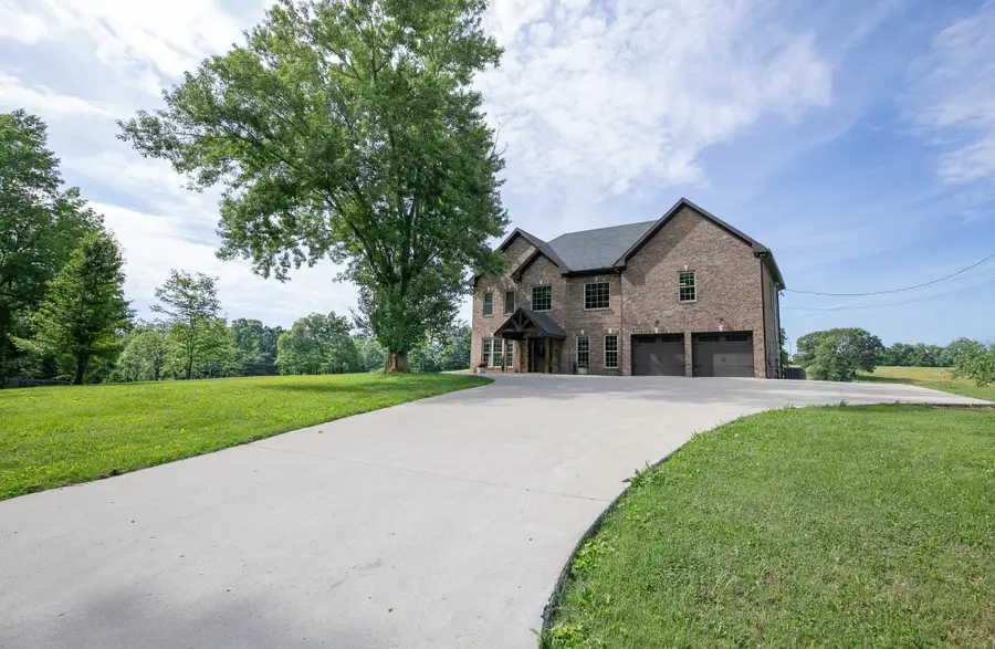 7144 Hall Rd, Greenbrier, TN 37073 - #3