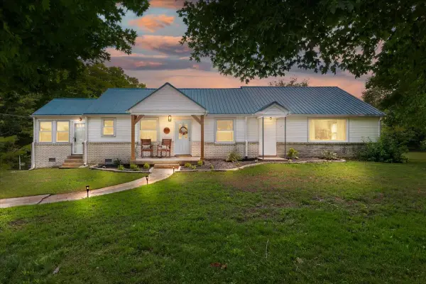 3030 Highway 49 E, Charlotte, TN 37036