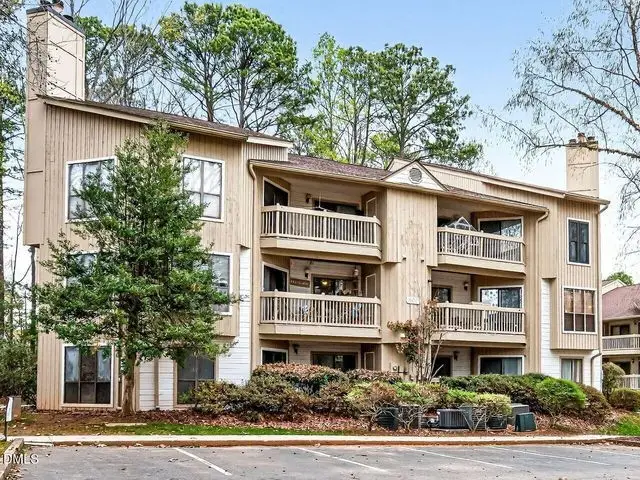 814 New Kent Pl, Cary, NC 27511 - #1