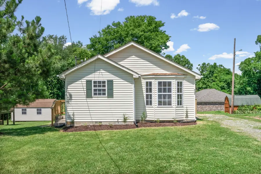 922 Martin St, Clarksville, TN 37040 - #2
