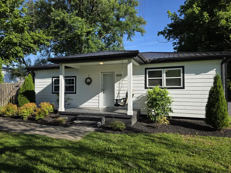 8988 Lyles Rd, Lyles, TN 37098 - #2