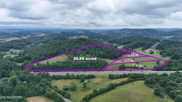 5 Frog Level Rd, Johnson City, TN 37615