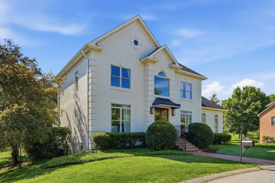 907 Bridgewater Ct, Nashville, TN 37221 - #3