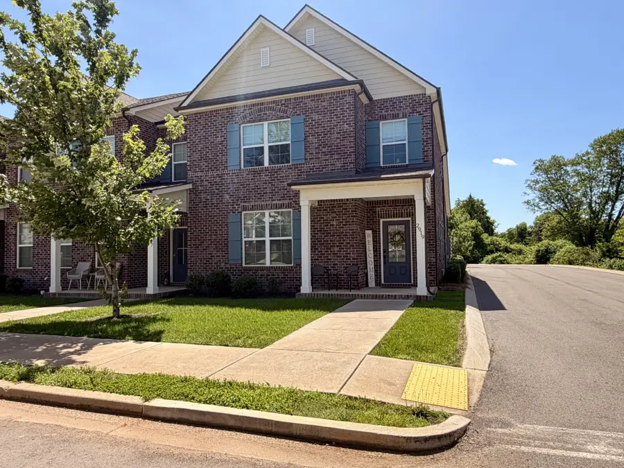 2919 Suzanne Landon Dr, Murfreesboro, TN 37130 - #2