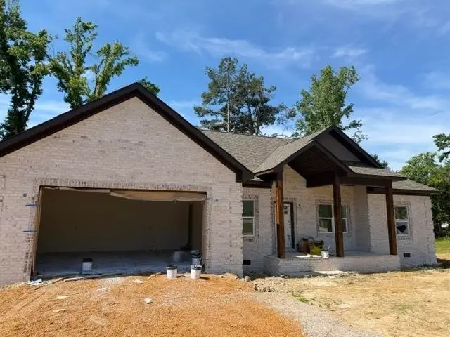 225 Chariot Ln, Savannah, TN 38372 - #1