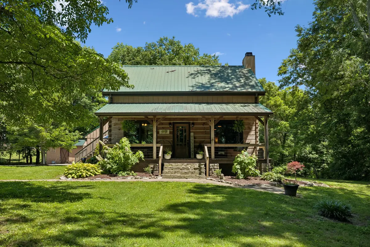 396B Pee Dee Branch Rd, Cottontown, TN 37048 - #1