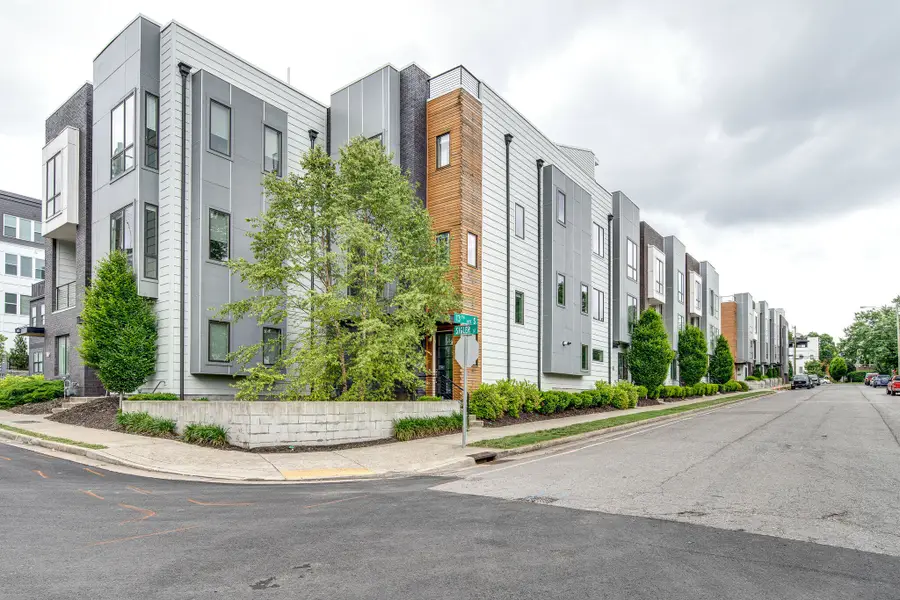 800 13th Ave S, Nashville, TN 37203 - #2