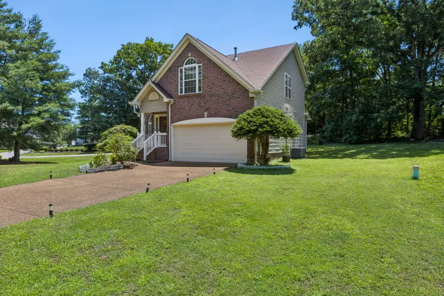 1001 Brookside Woods Blvd, Hermitage, TN 37076 - #2