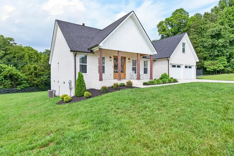 1379 Buckingham Pl, Cookeville, TN 38501 - #3