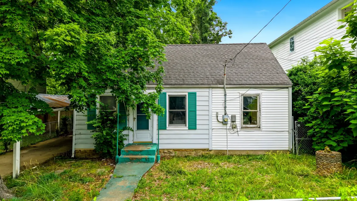 1910 15th Ave N, Nashville, TN 37208 - #1