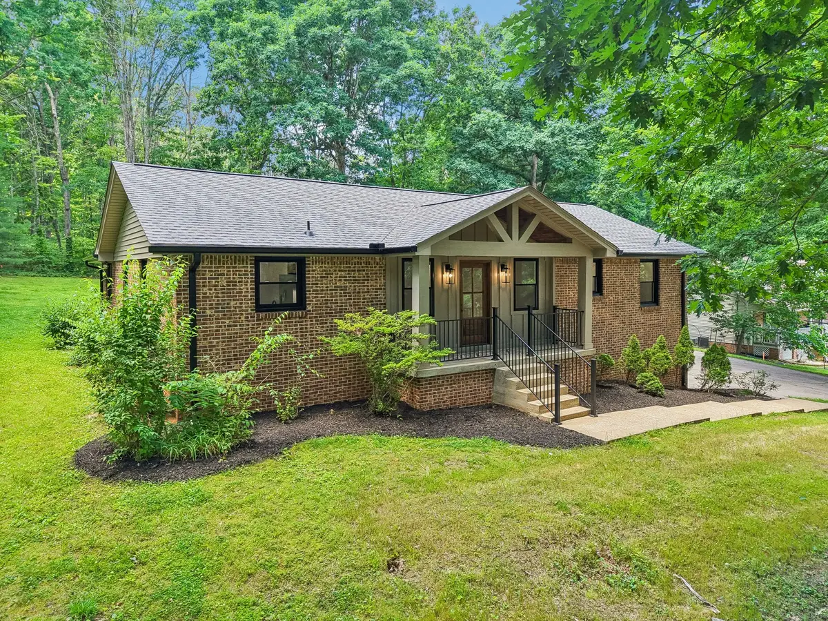 122 Payne Springs Rd, Dickson, TN 37055 - #1